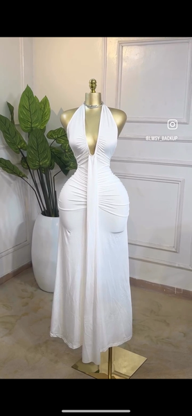 Robe longue dos nu élégante