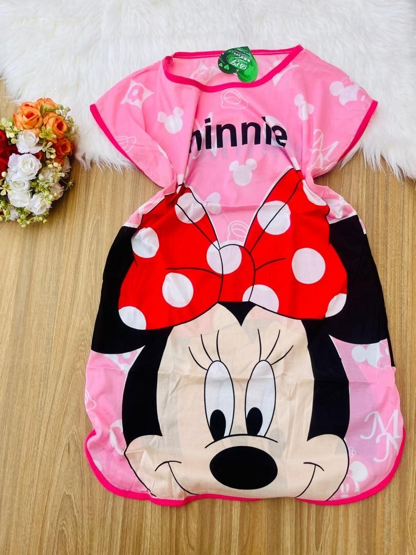 Short cartoon nightwear