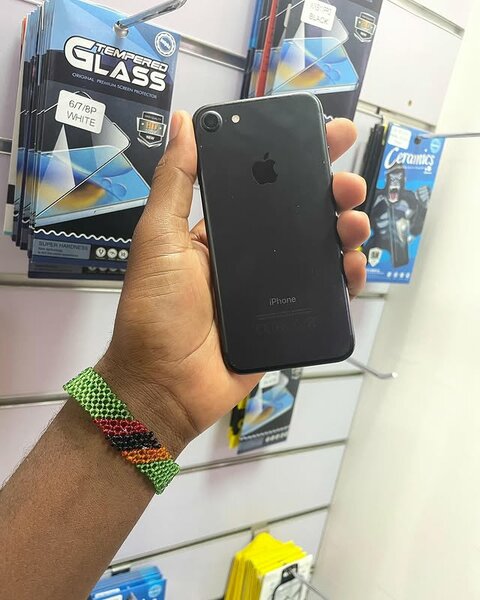 BRAND NEW IPHONE 🍏 pro 