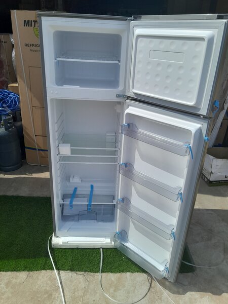 MITSUI DURABLE DOUBLE DOOR FRIDGE 252 LITRES