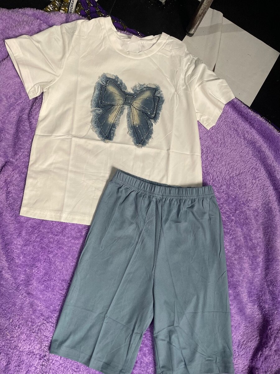 Ensemble de vêtements élégants