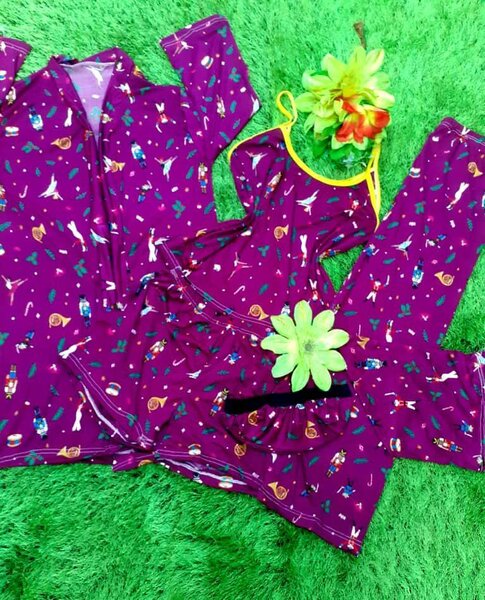 Ladies sleepwear 5 in 1