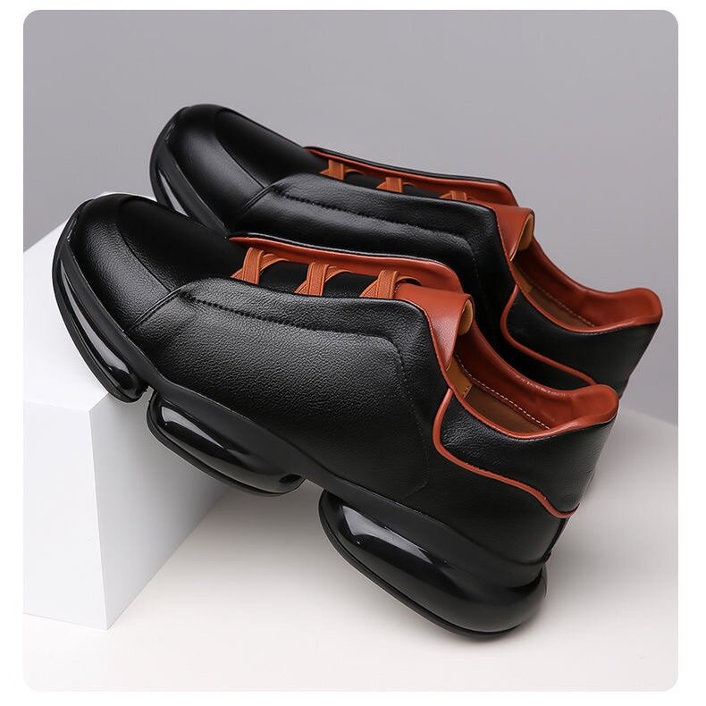 Кроссовки в наличии