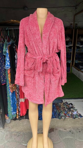 Beautiful and comfortable women's bathrobe pink