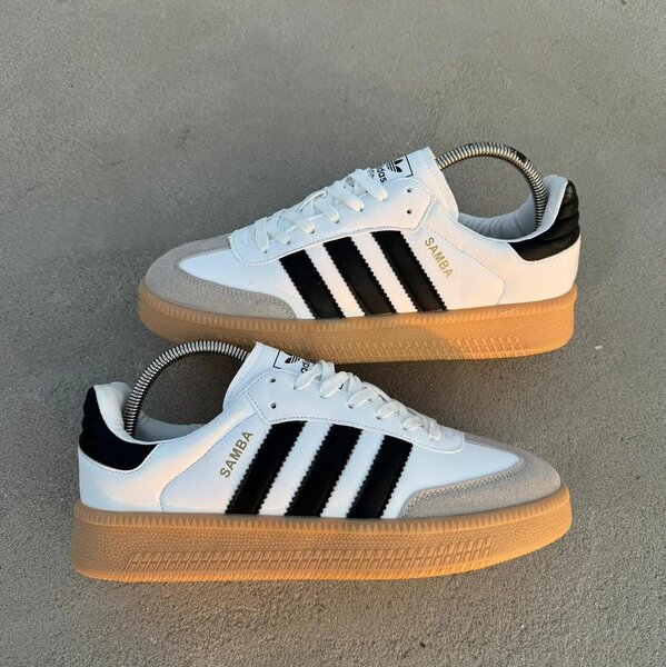 Adidas Samba Sneakers