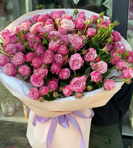 крупноголовые бутоны пионовидных спрей