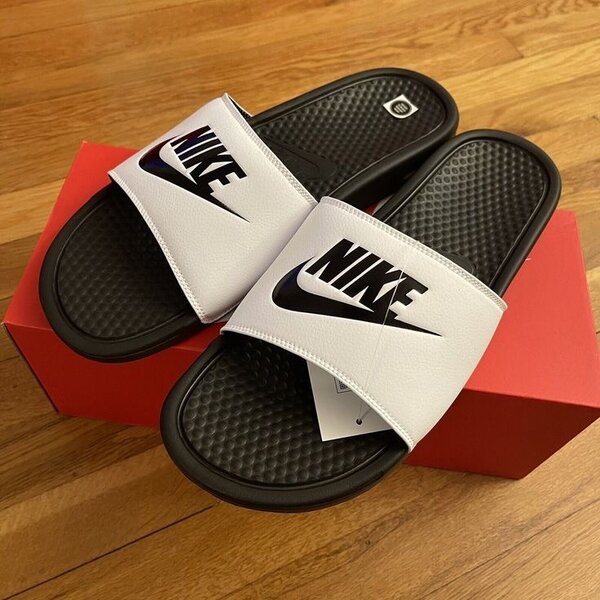 Original Nike sandals/slide
