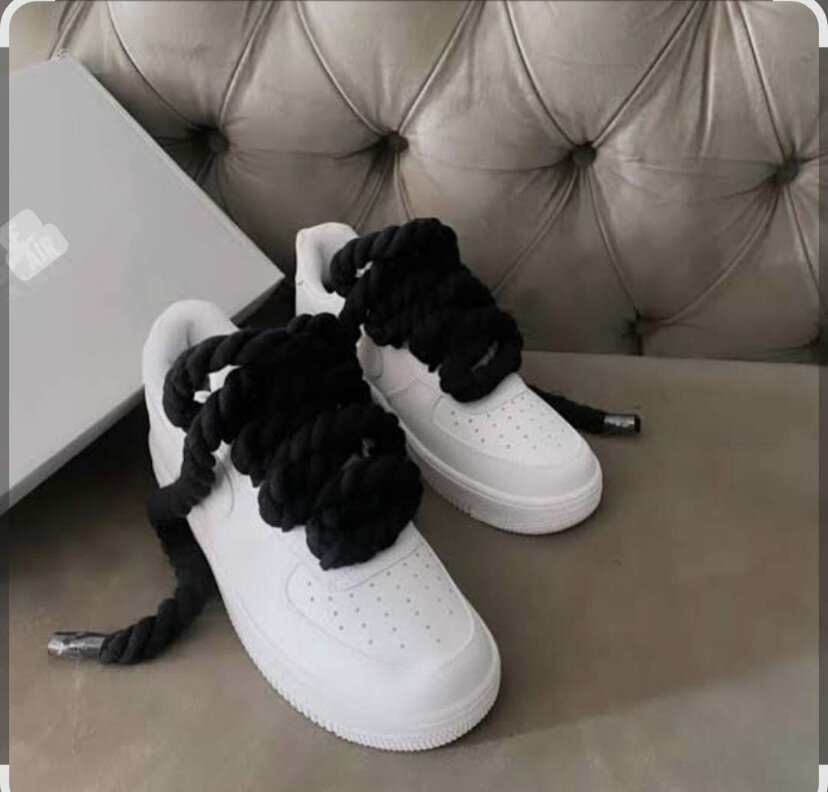 Baskets Trendy avec Lacets Épais