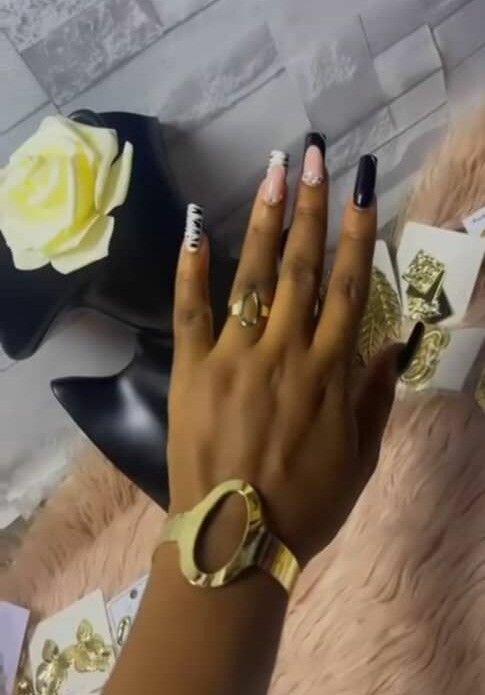 Bijoux élégants en or pour femmes