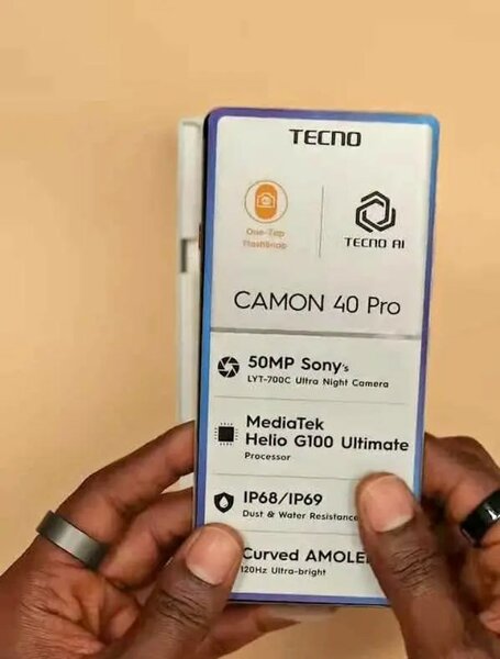 Tecno Camon 40