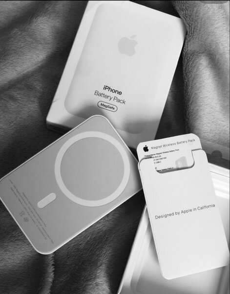 Apple MagSafe Battery Pack