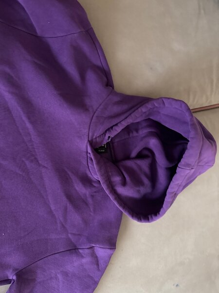 Худи фиолетового цвета