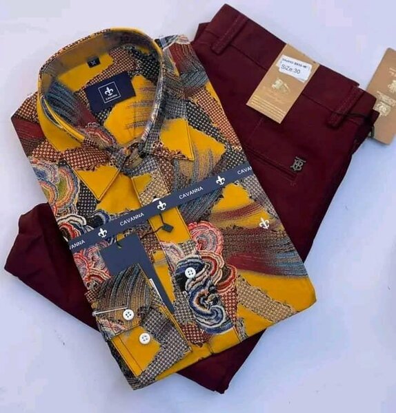 Chemise imprimée et pantalon chic