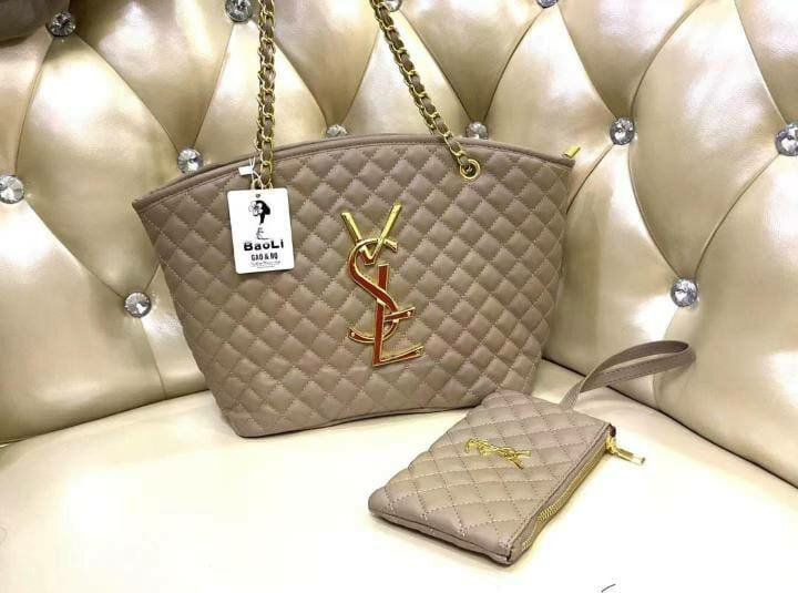 Women's dressing bag