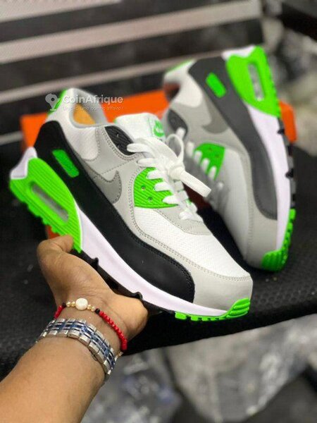 Baskets Air Max Modernes