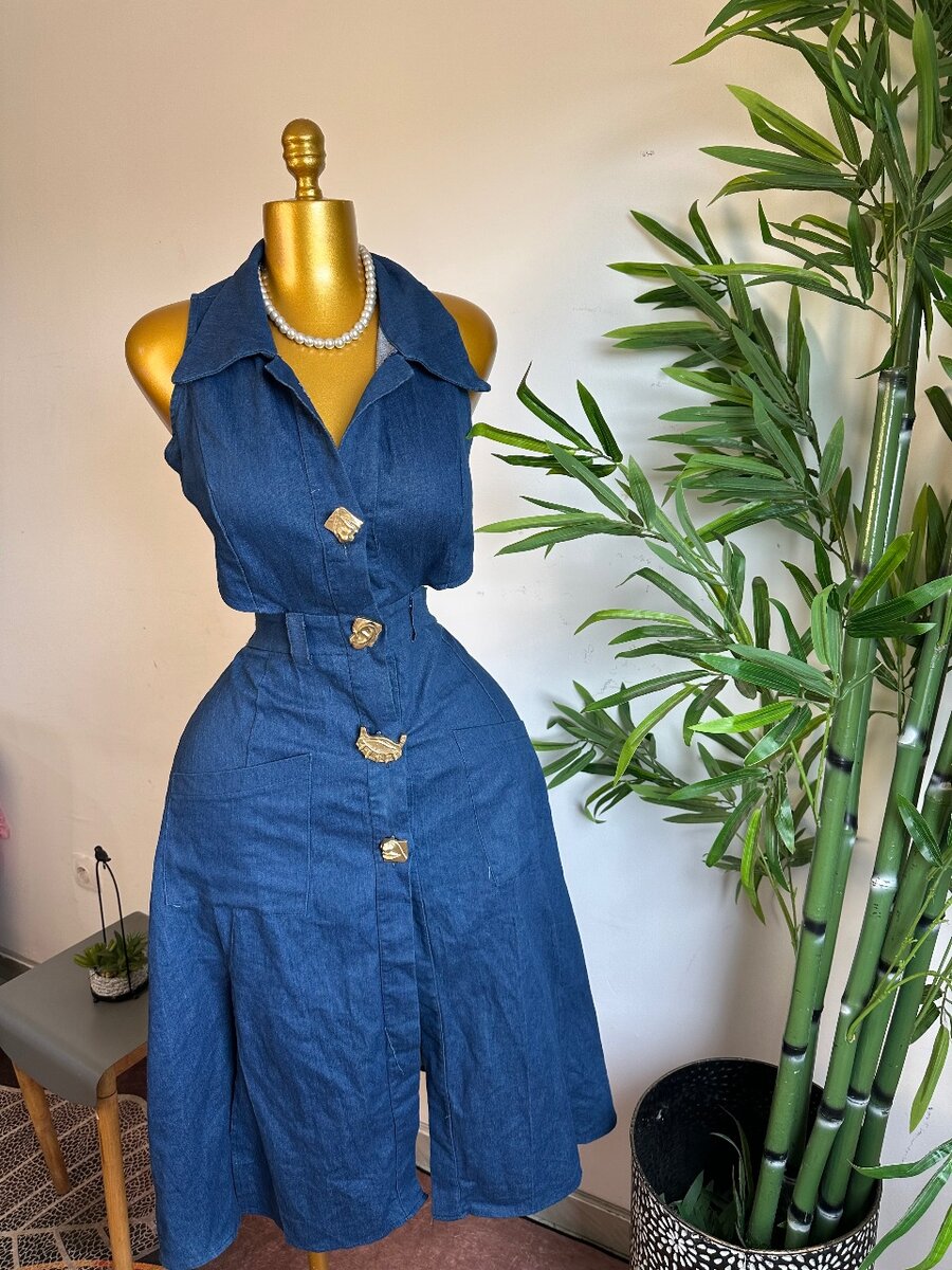 Robe en denim élégante sans manches