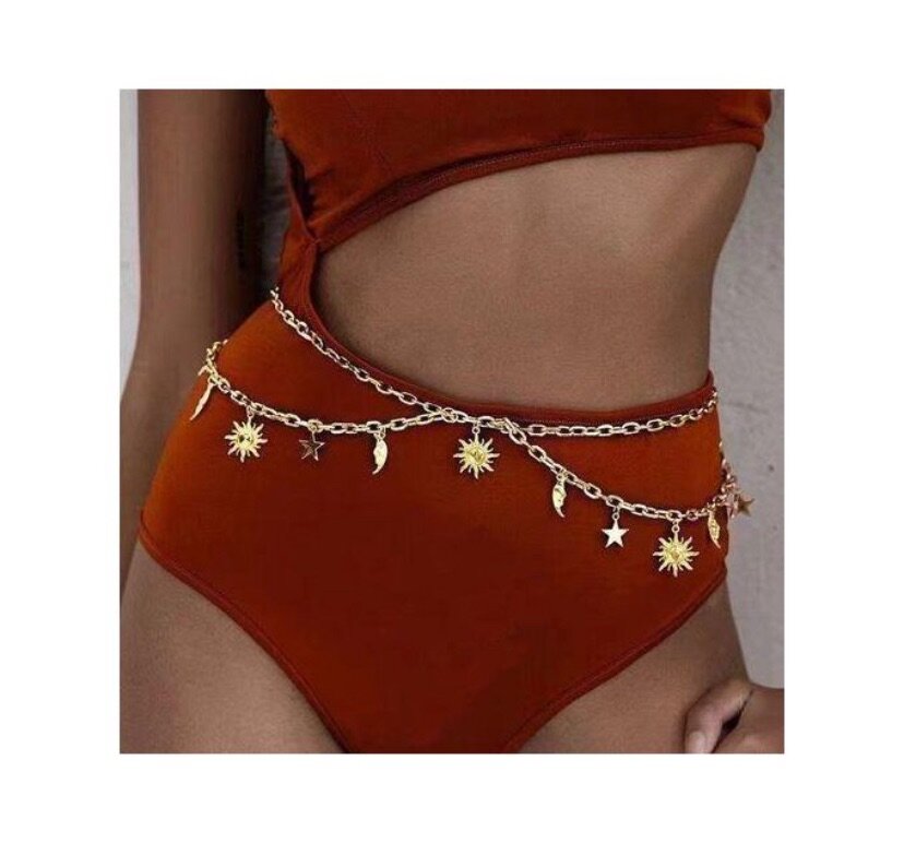 Ceinture chaîne dorée bohème