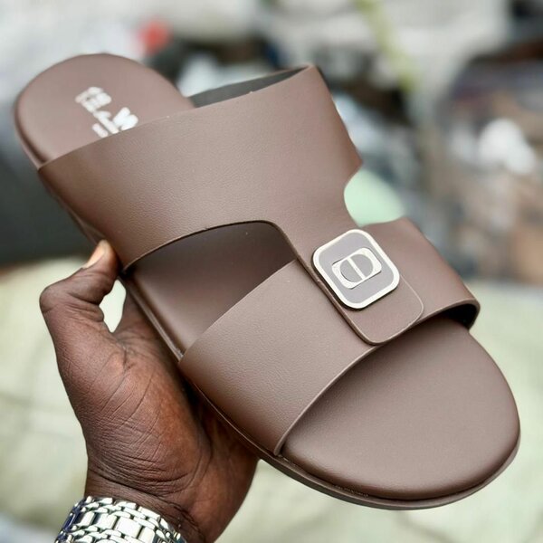 Sandales en cuir unisexe