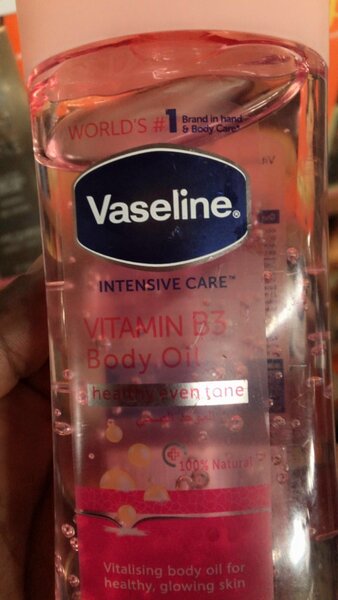 Huile Corps Vitaminée Vaseline