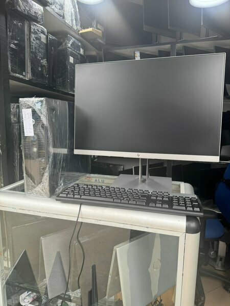 Ordinateur de bureau HP Core i7, occasion