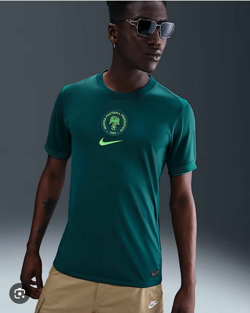 Maillot de football coloré