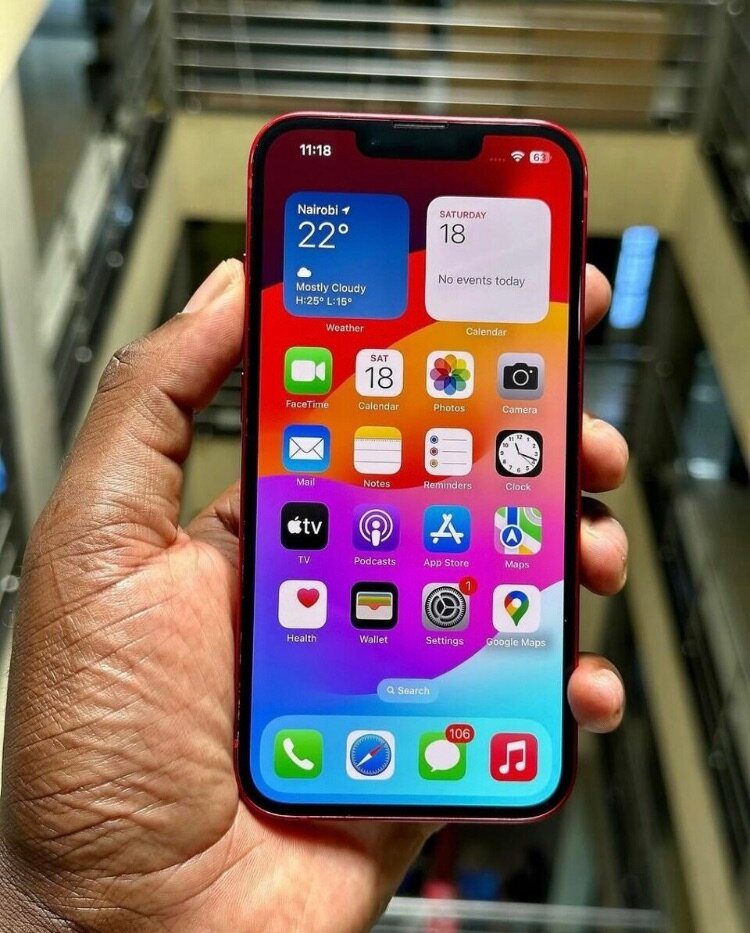 iPhone 13 ( pre owner )