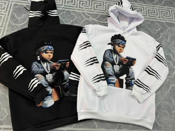 Sweat à Capuche Imprimé 3D