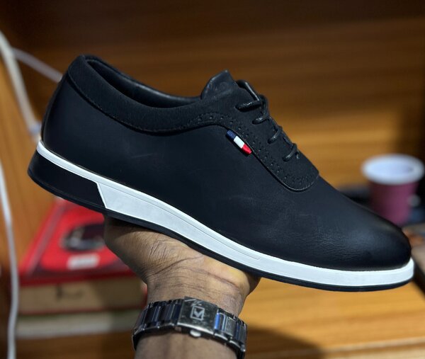 Chaussures élégantes en cuir