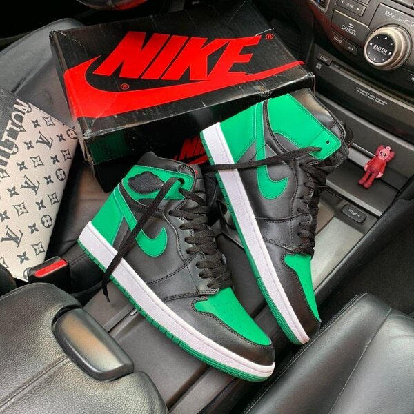 Nike Air Jordan 1 High - Green