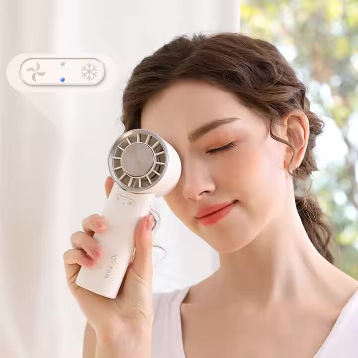 Ventilateur portable rafraîchissant