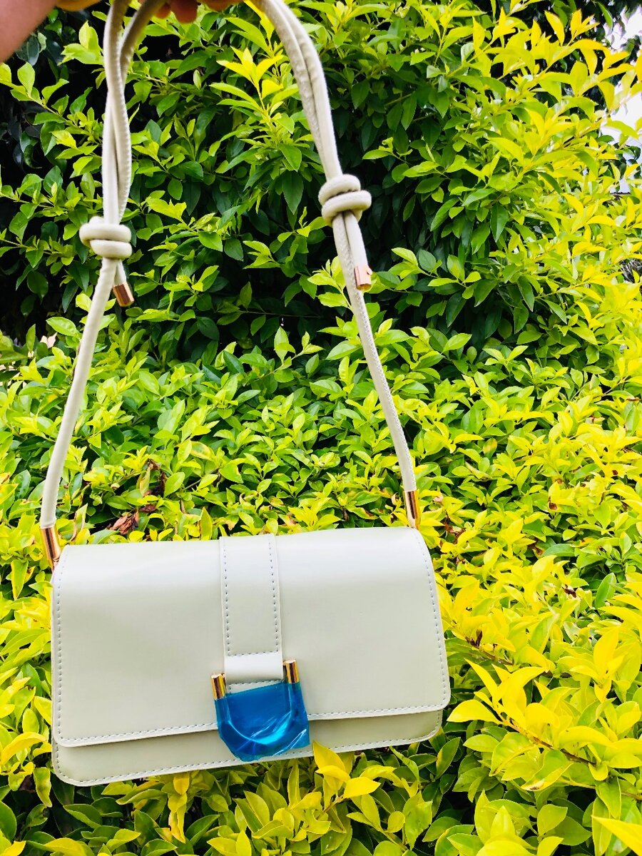 Mini bags available @only 100