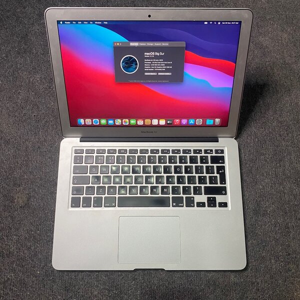 Apple MacBook Air (2014)