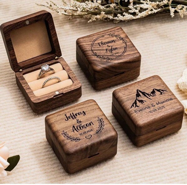 Customized ring cases with your Name️️