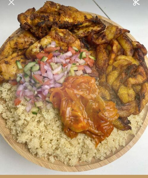 Attieke poulet braisé 2000