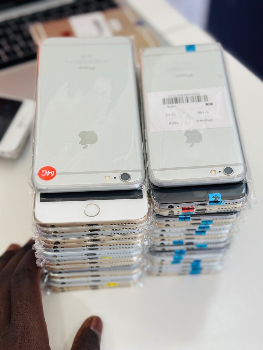 IPHONE 6G NEARLY NEW ONLY GOING AT A CHEAPER PRICE