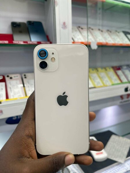 iPhone 12 Blanc 128Go