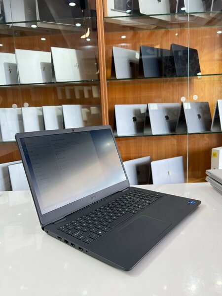 Dell vostro 15 3520 (12th gen)