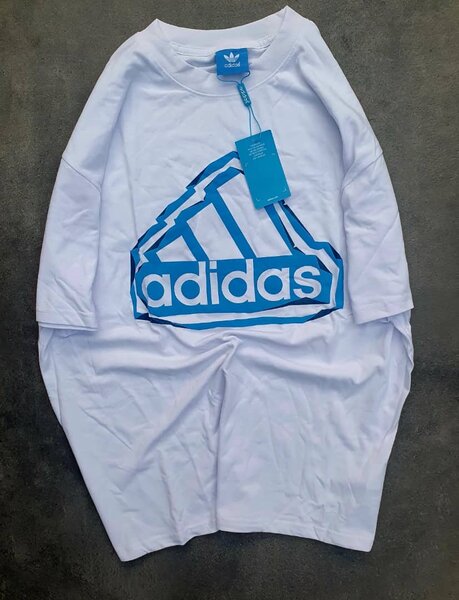 T-shirt blanc Adidas logo