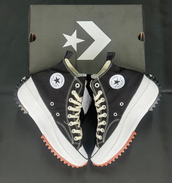 Baskets montantes noires tendance