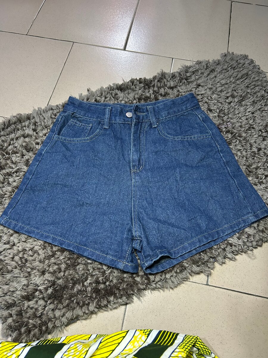 Shorts en jean pour femmes