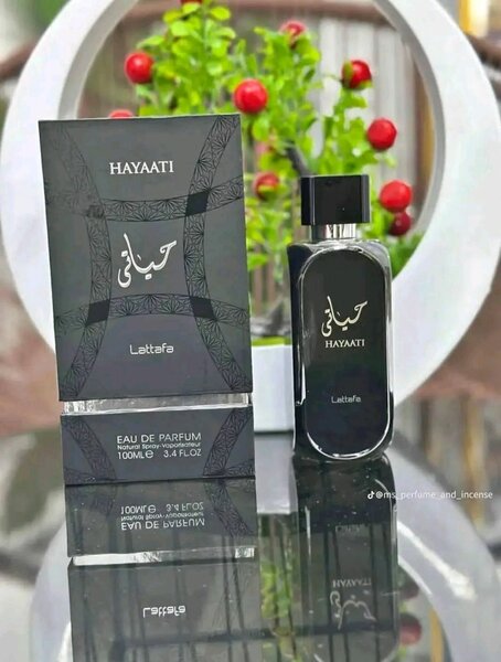 Parfum Hayaati Lattafa