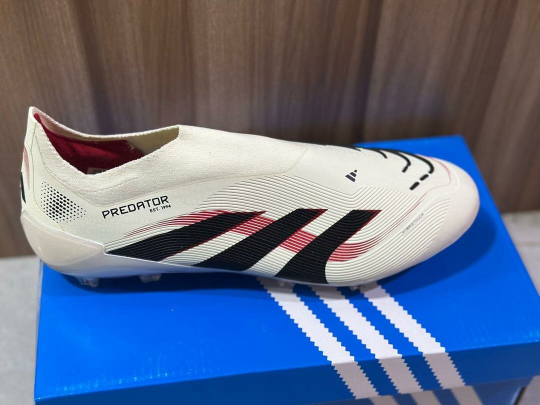 Crampons, paires de magre