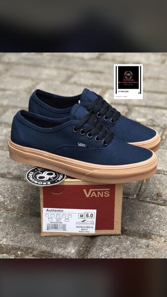 Basket vans authentique avec sa boîte