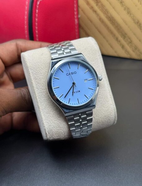 Montre casio authentique