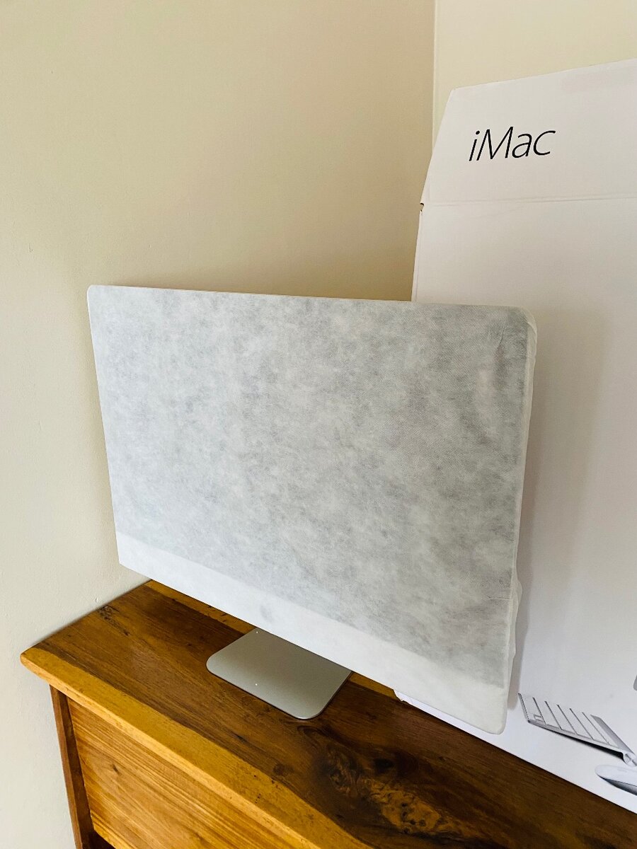 super-neat iMac️ 27 inch