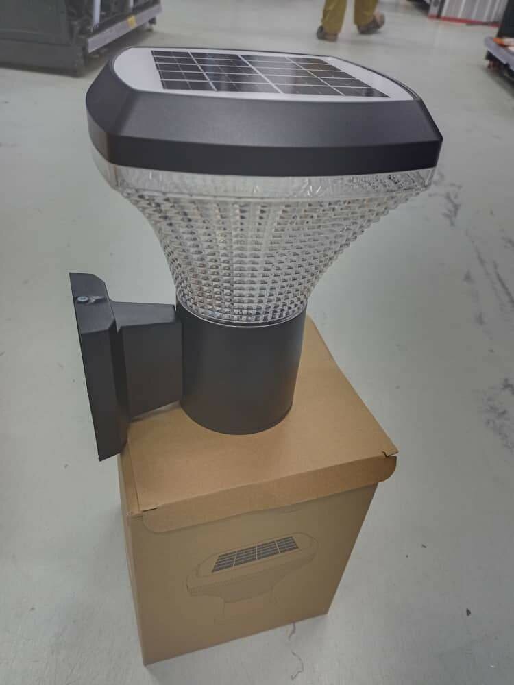 Applique solaire extérieure étanche