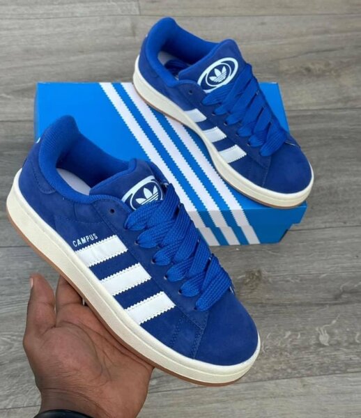 Chaussures Adidas Campus bleues