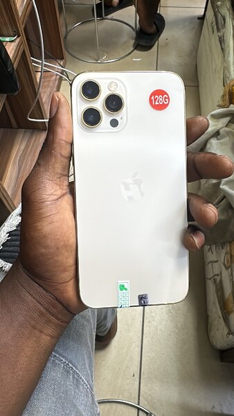 iPhone 12 Pro Max 128gig uk use