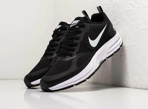 Chaussures de sport noires Nike