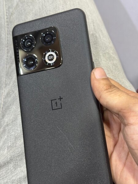 One plus 10 PRO (Non PTA)